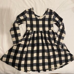 Hanna Andersson - 100cm/US4 - long sleeve skater dress with pockets - fair used